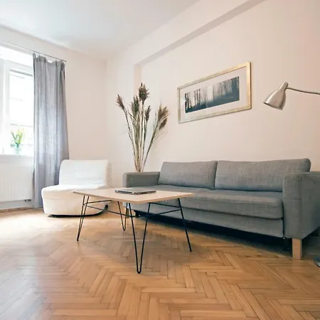 Spacious And Modern Place *