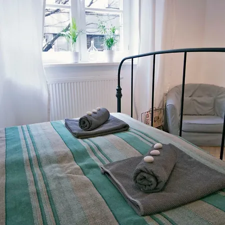 Spacious And Modern Place *